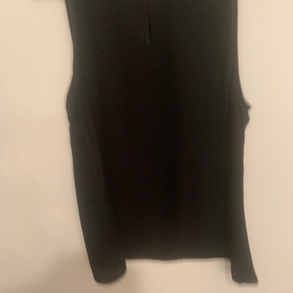 Black camisole with neck’s jewelry (2 for 20$) - Picture 3 of 3